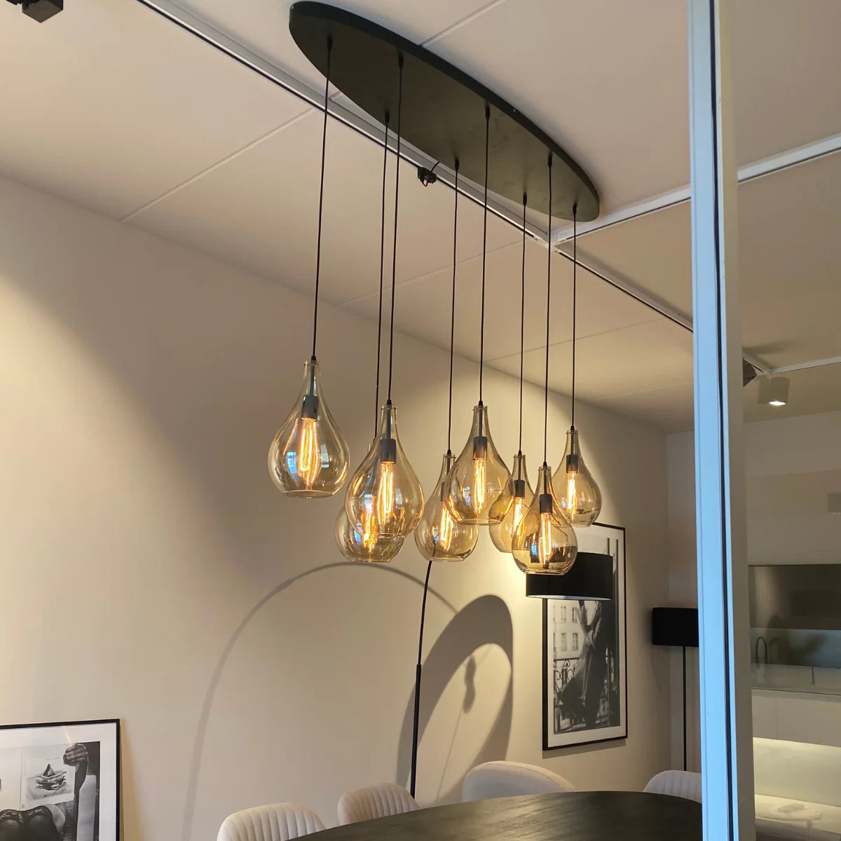 Hanglamp Ochre – 8 Lichtpunten – Amber Glas – Eettafel Ovaal – afbeelding 3